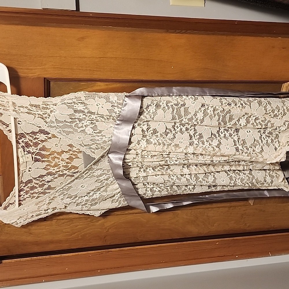 Lace dress